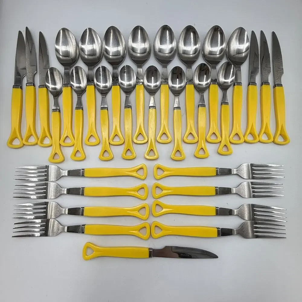 Vtg IIC Stainless Japan Yellow Handle 32 PC Flatware 8 Settings Fork Knife Spoon